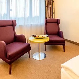 Plaza Premium 4*, Wien Österreich